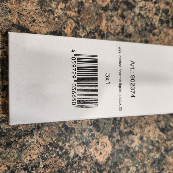 NEW! Essence melted chrome liquid lipstick x3 2.3 mls Rosie goldie - Picture 2 of 2